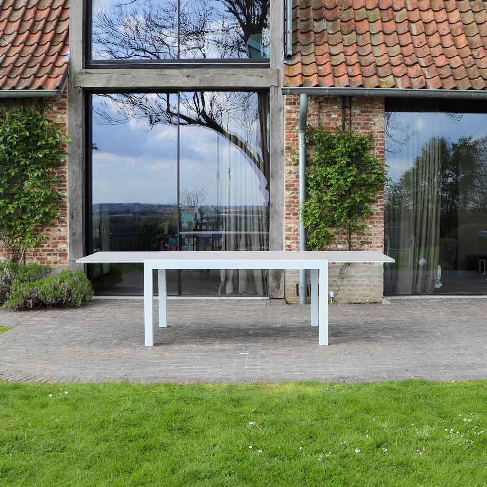 600440 table Tulum table effet bois