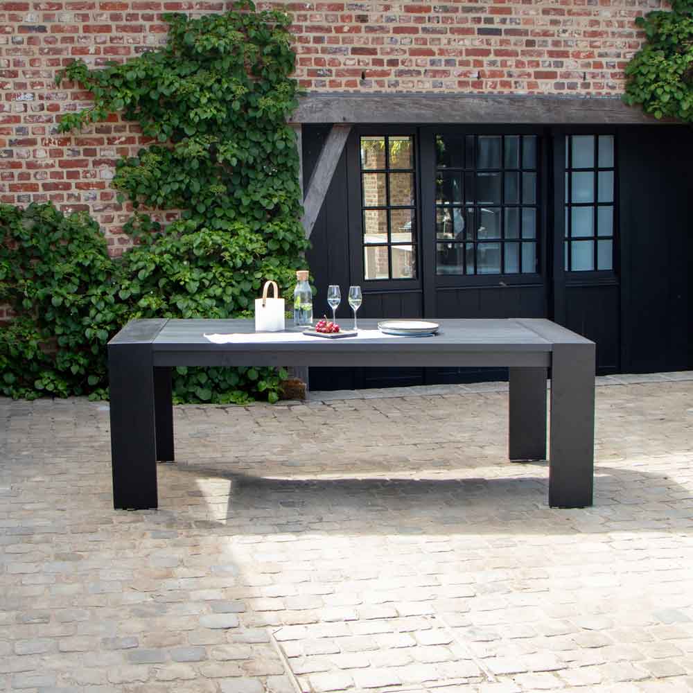 table de jardin moderne