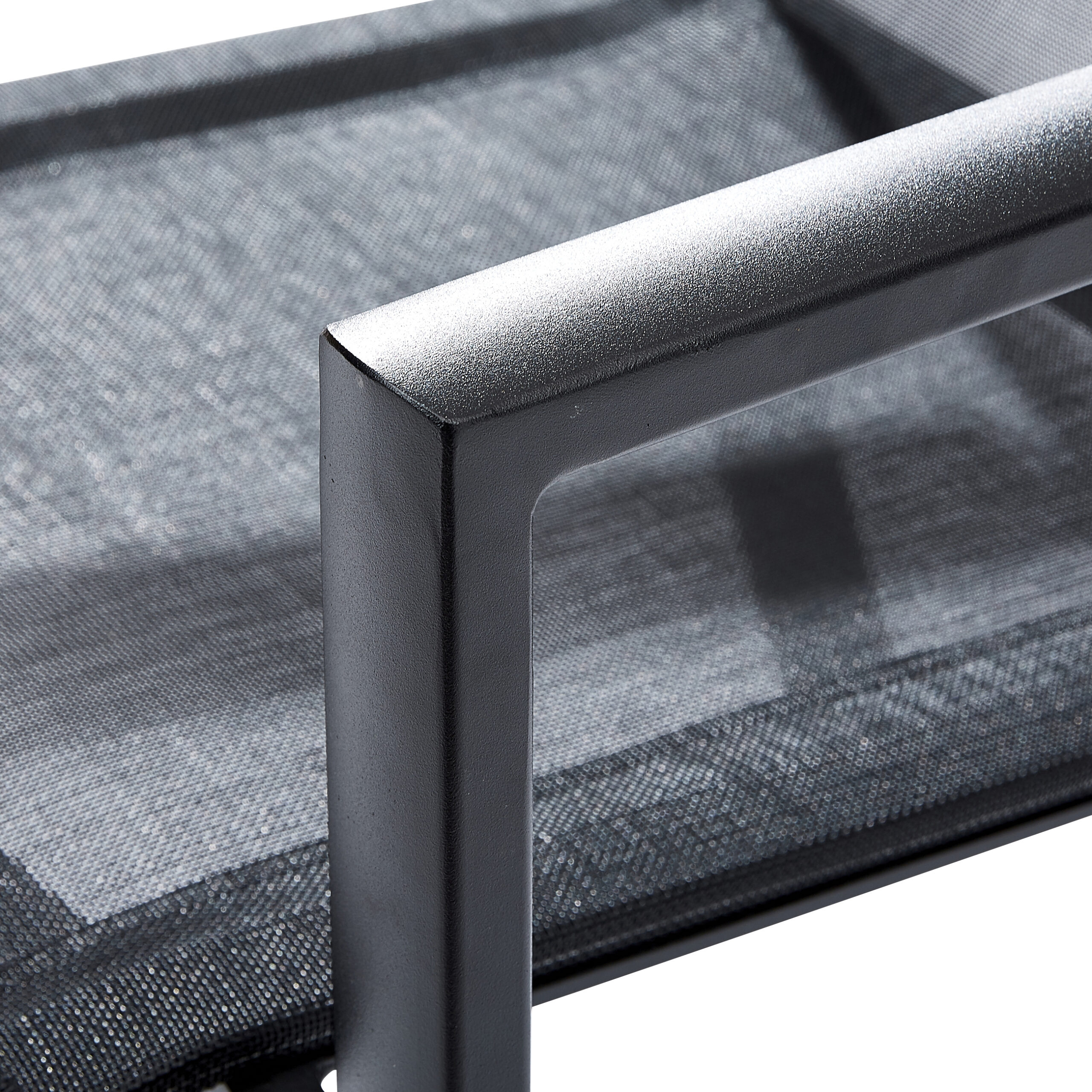 Fauteuil de jardin pliante en alu et textilène noir