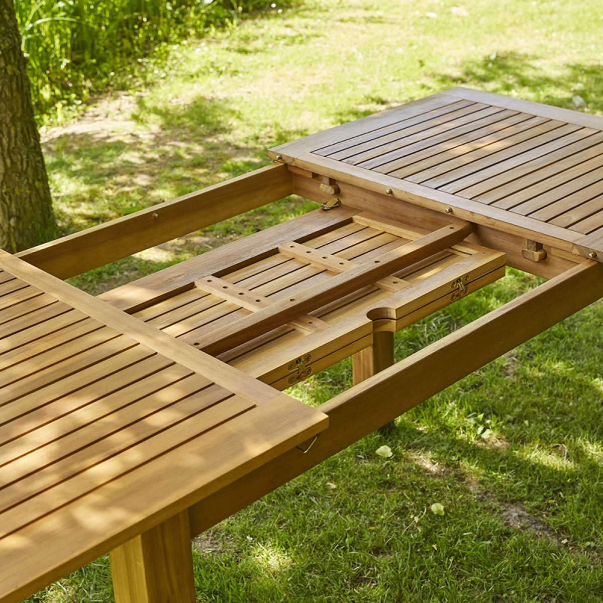 table en Acacia rectangulaire Table 6-8 avec 6 chaises Noires