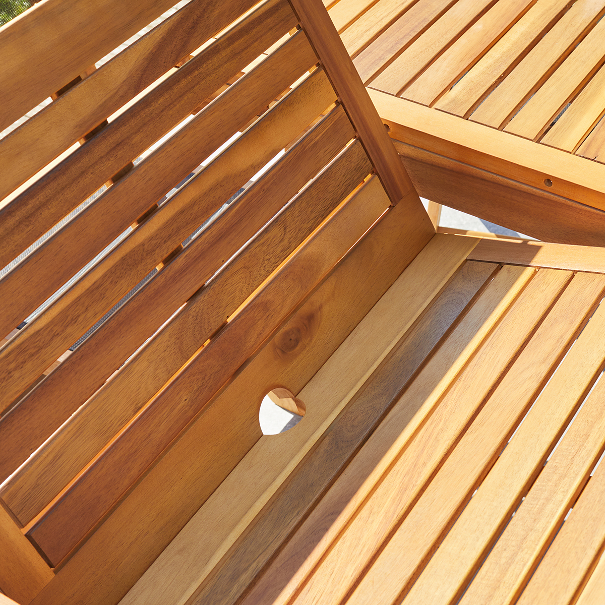 Ensemble en Acacia rectangulaire Table 6-8 avec 6 chaises Noires Wilsa Garden