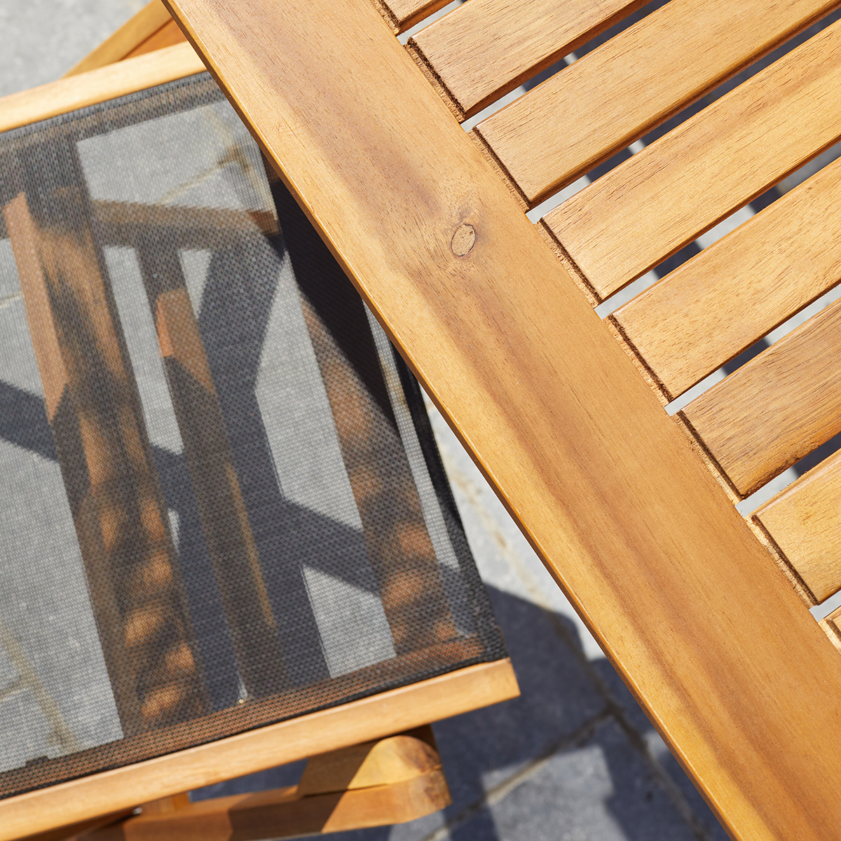 Ensemble en Acacia rectangulaire Table 6-8 avec 6 chaises Noires Wilsa Garden