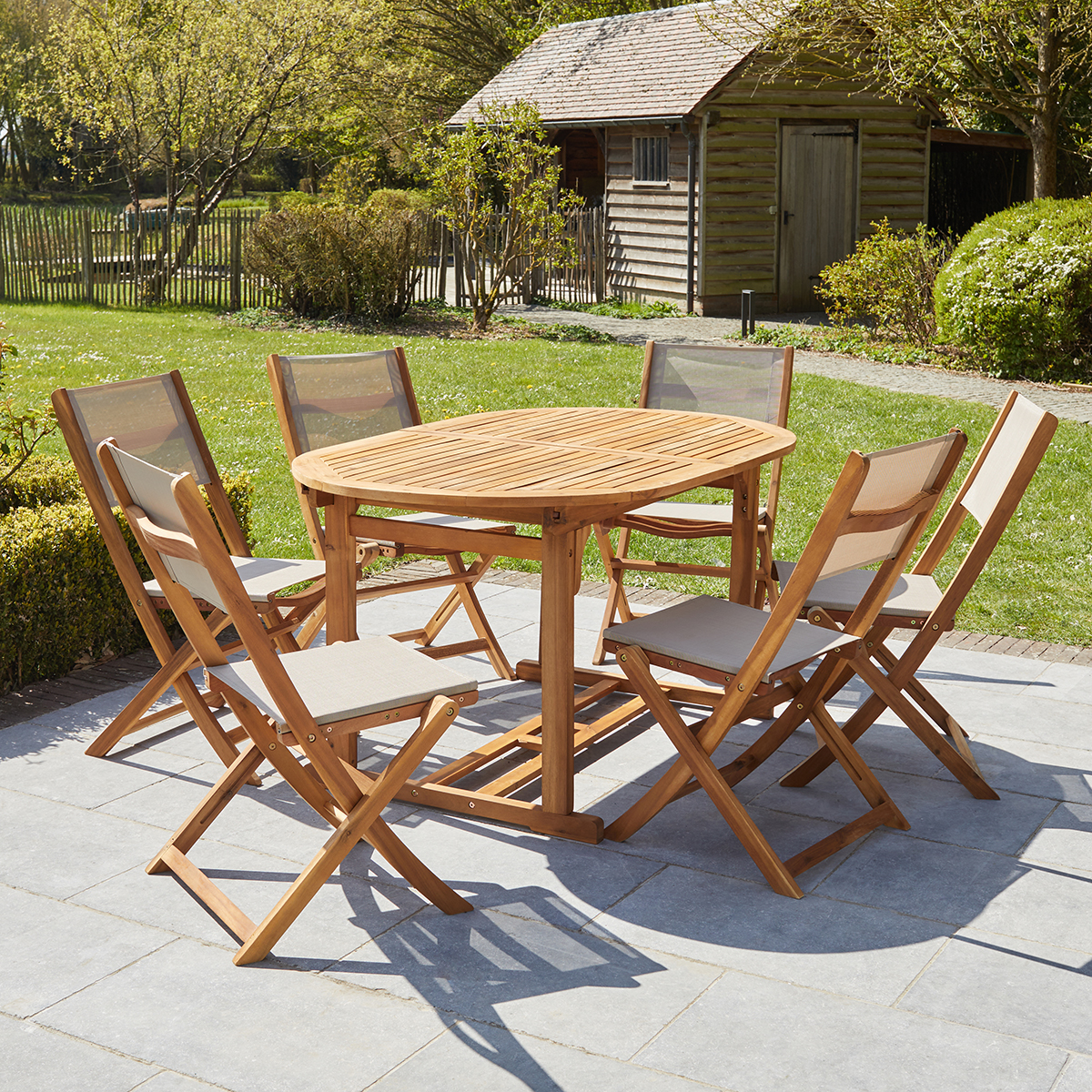 700006_3 BILBAO Ensemble en Acacia ovale Table 6-8 avec 6 chaises Grises Wilsa Garden