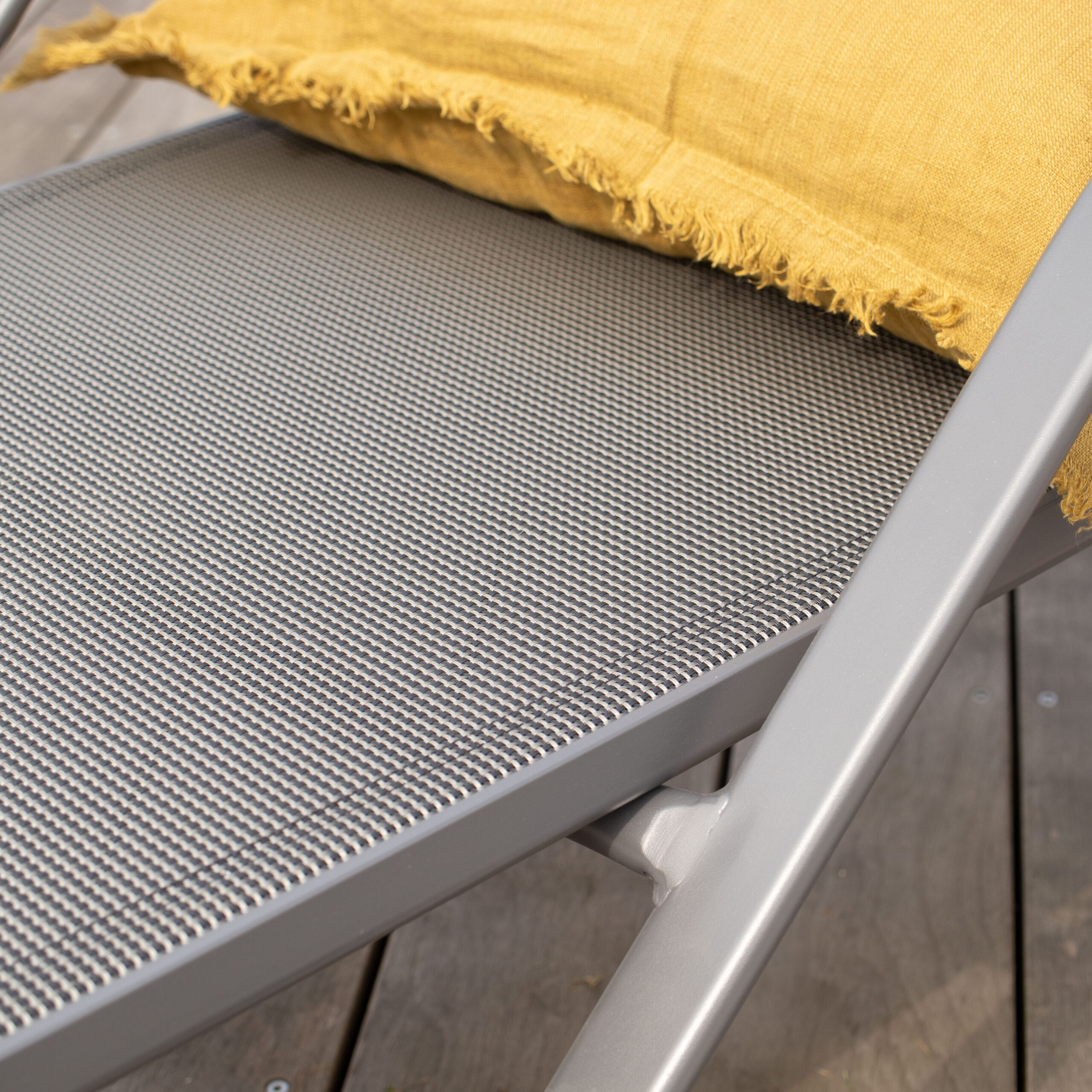 Bain de soleil alu et toile grise