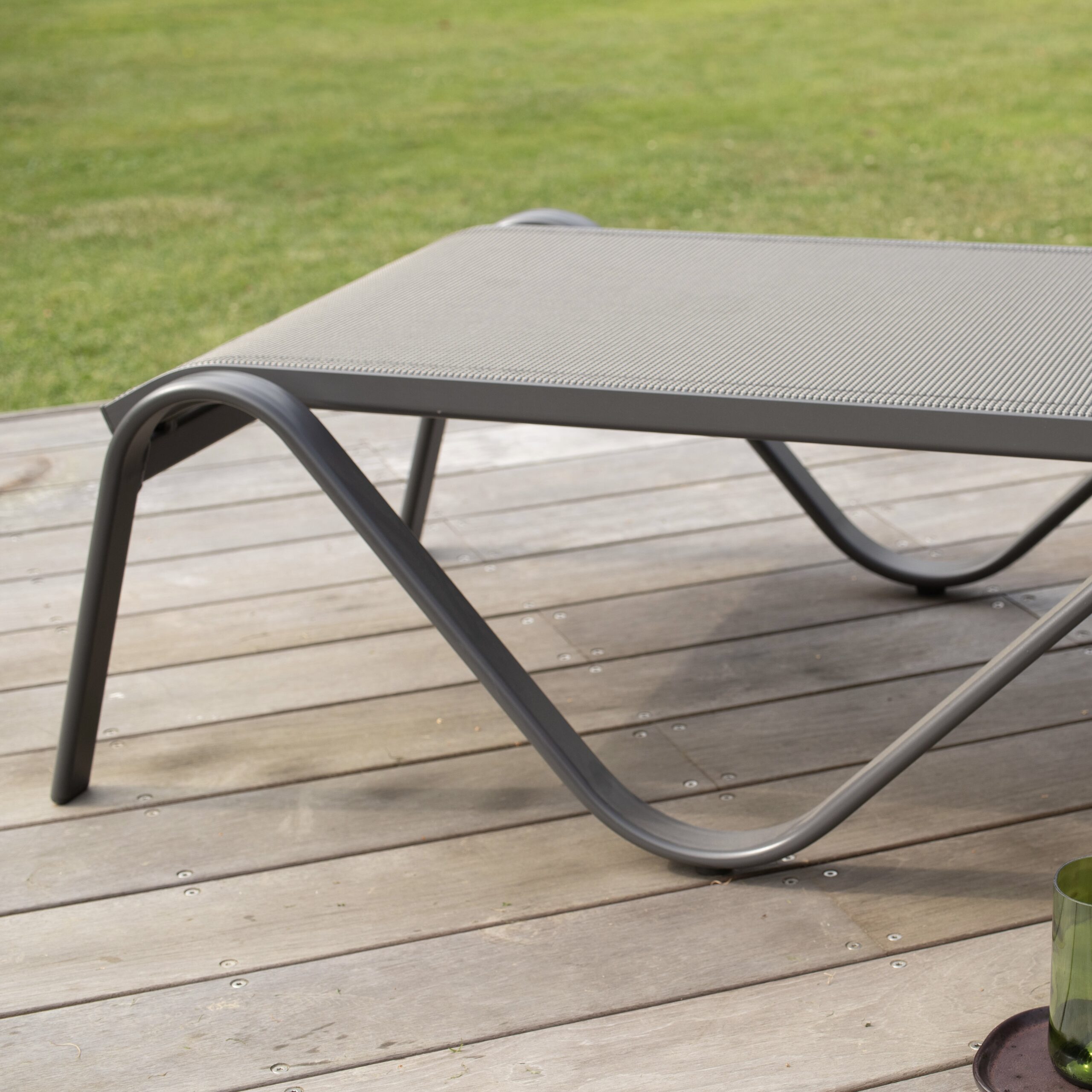 Bain de soleil alu gris