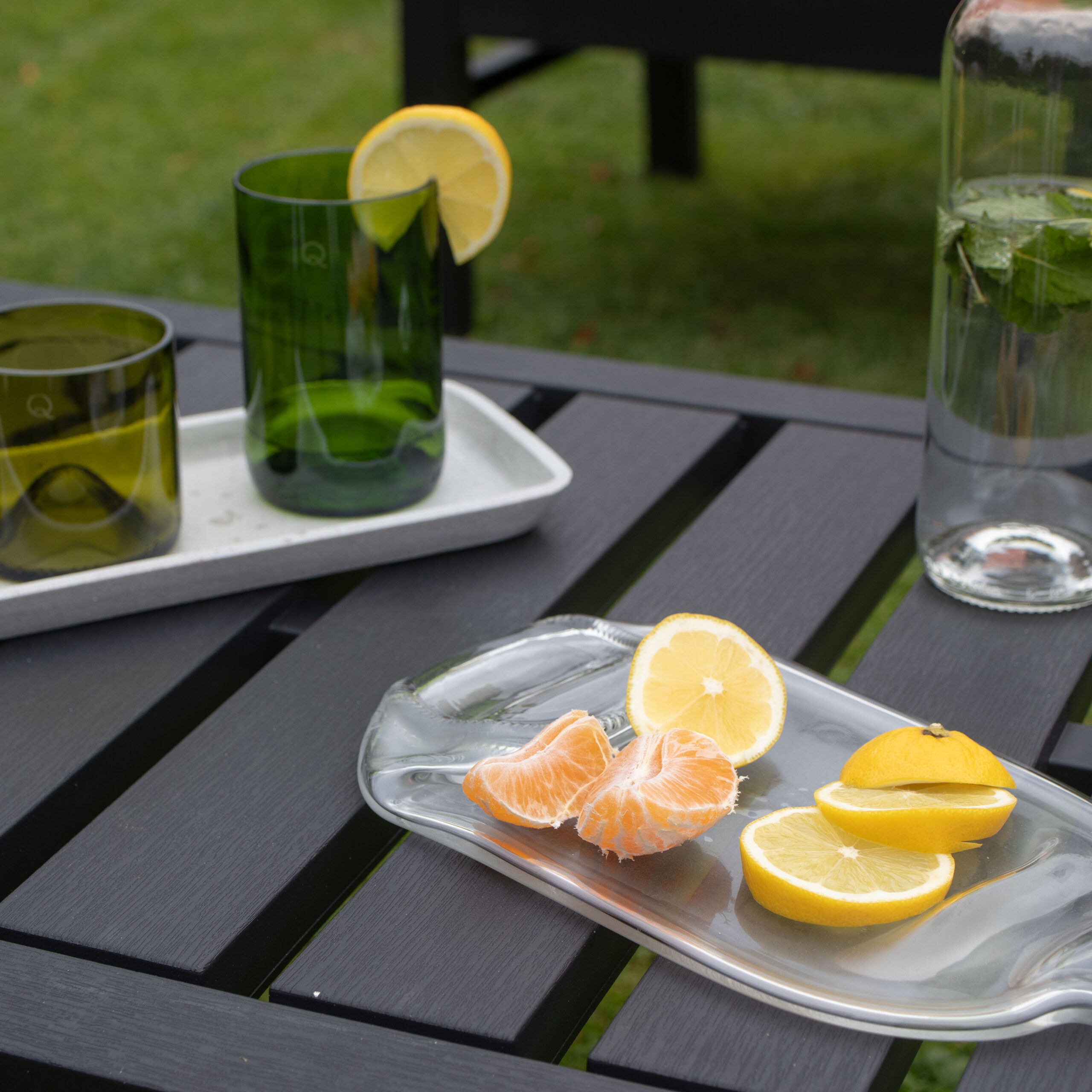 Salon de jardin résine recyclée gris foncé