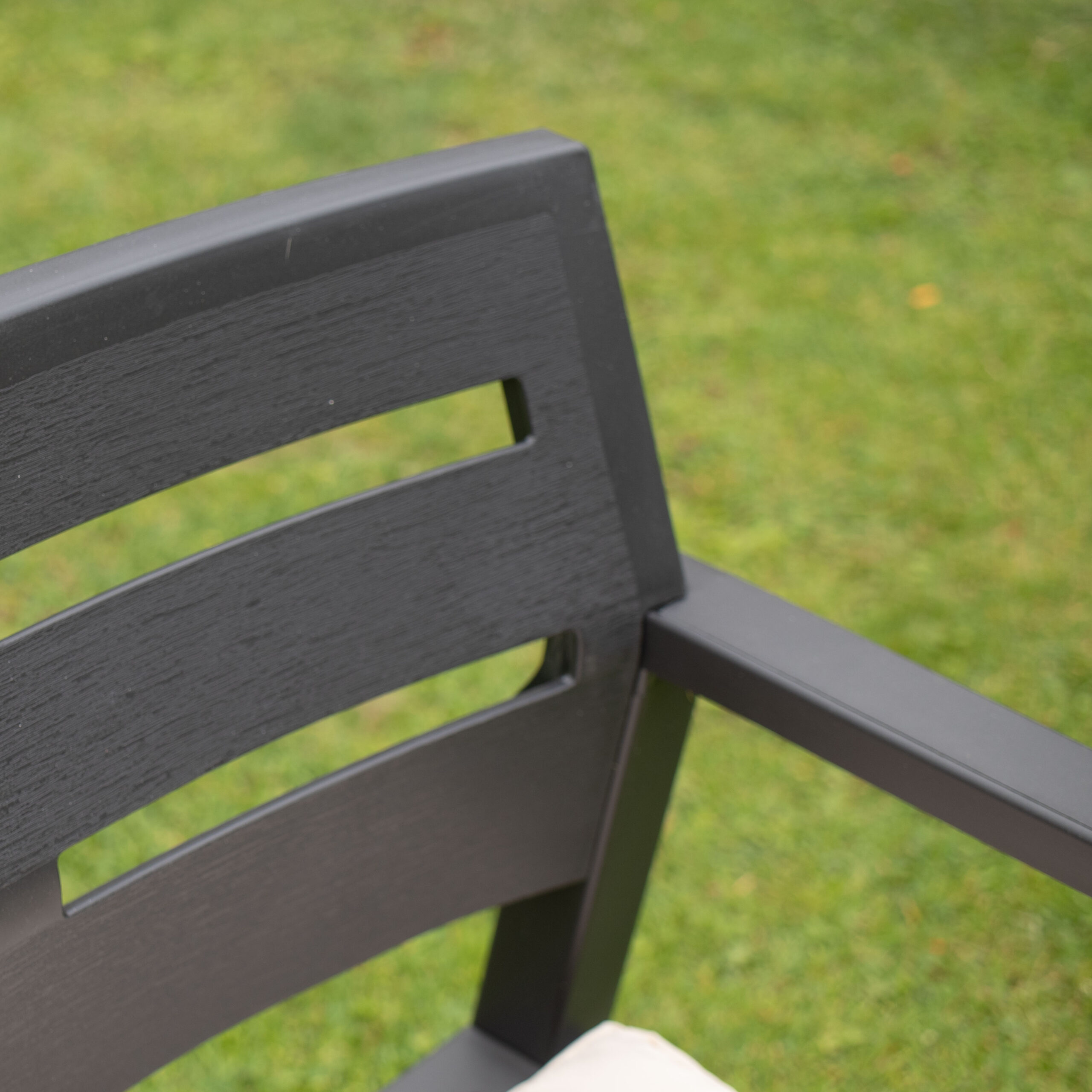 Salon de jardin recylé