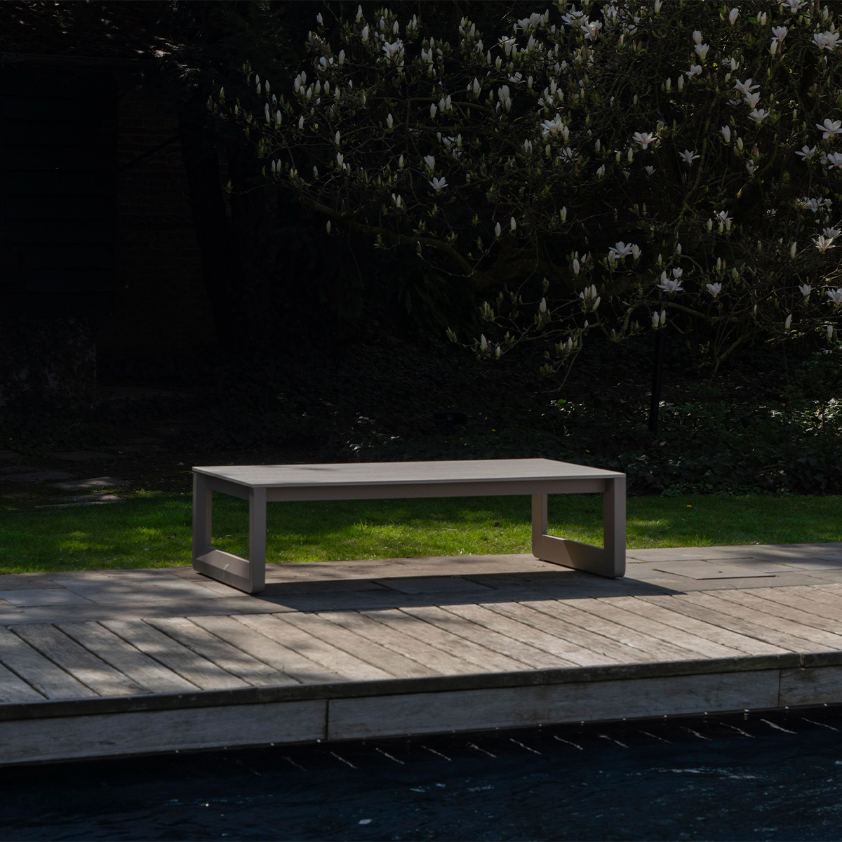 table basse de salon de jardin