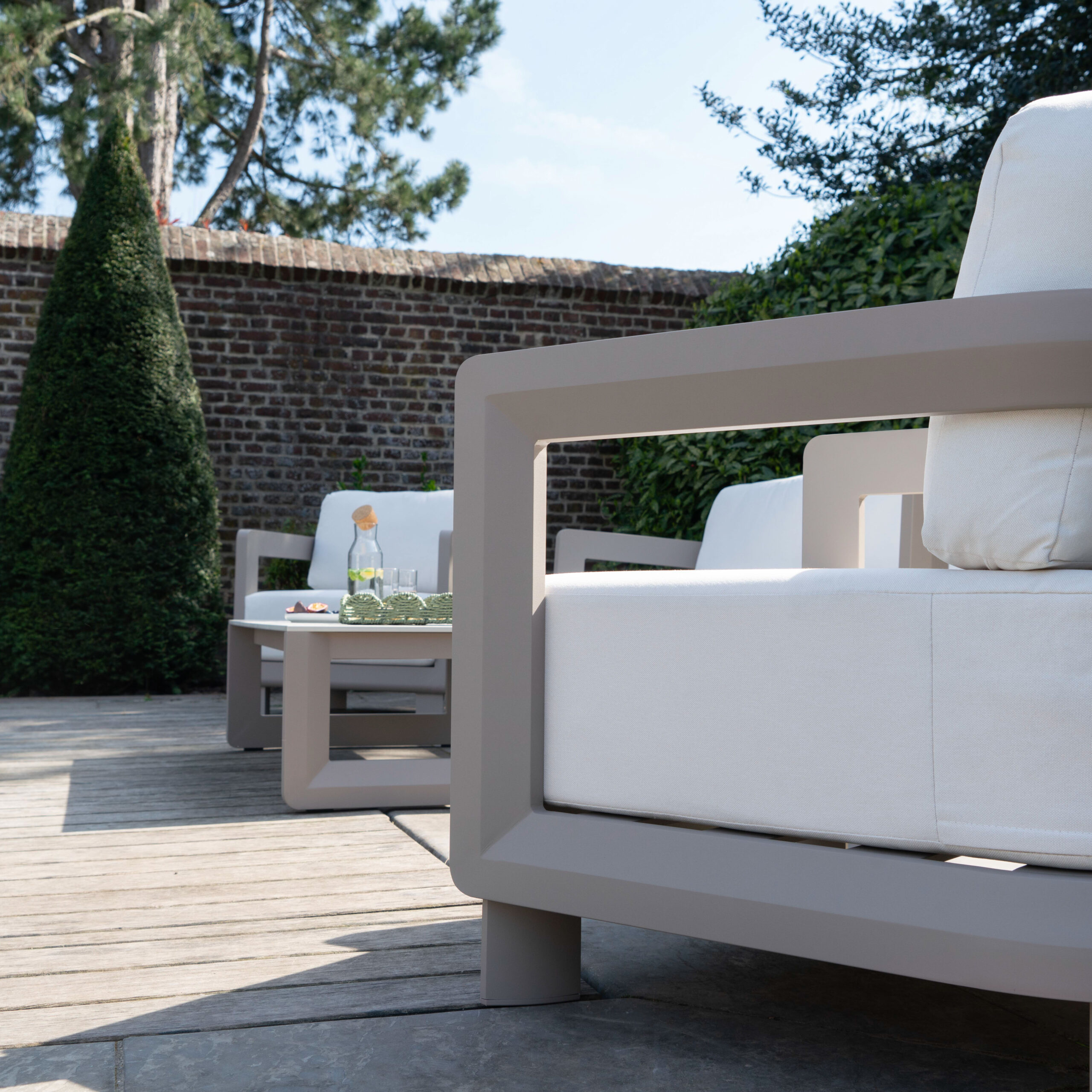 salon de jardin alu taupe