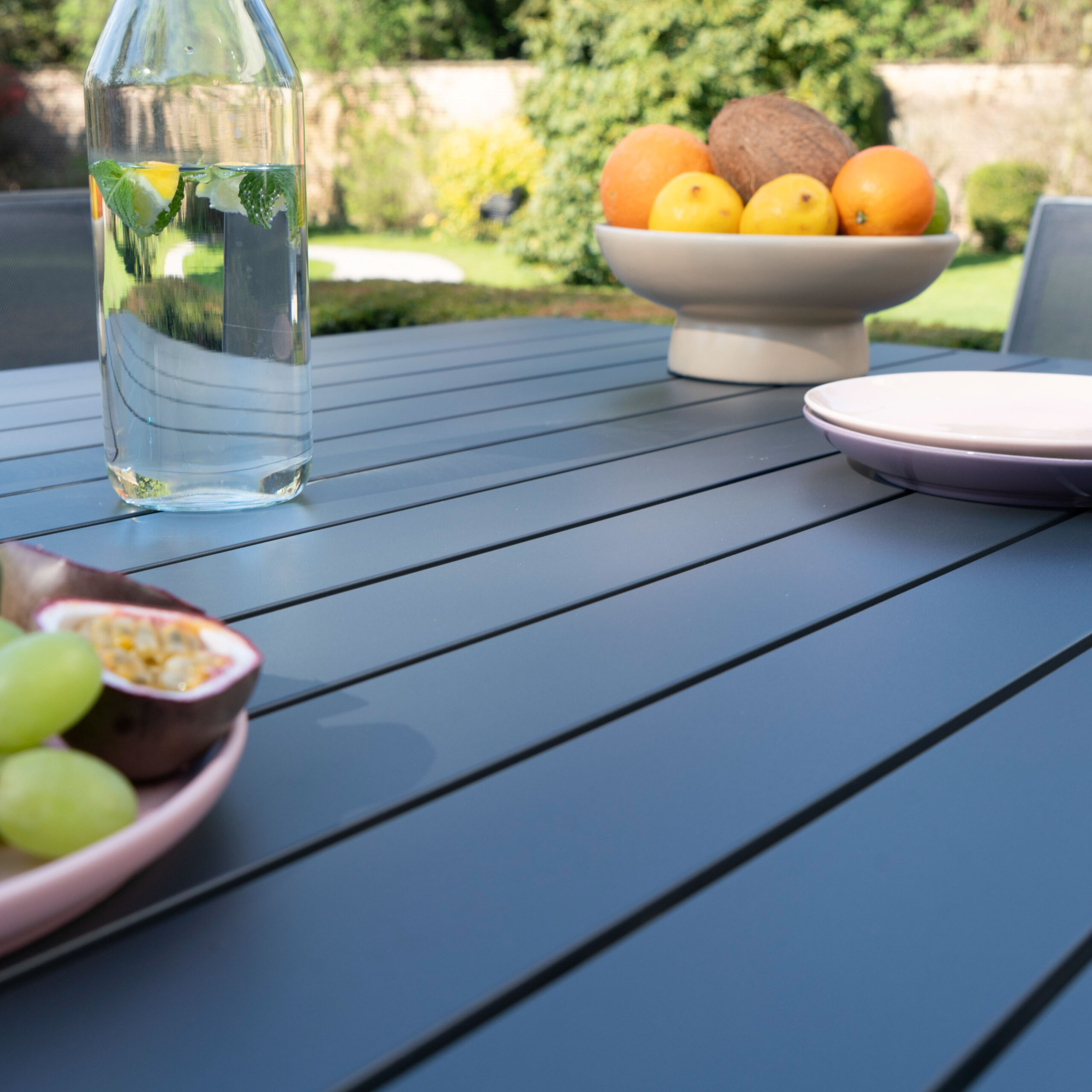 table de jardin gris anthracite