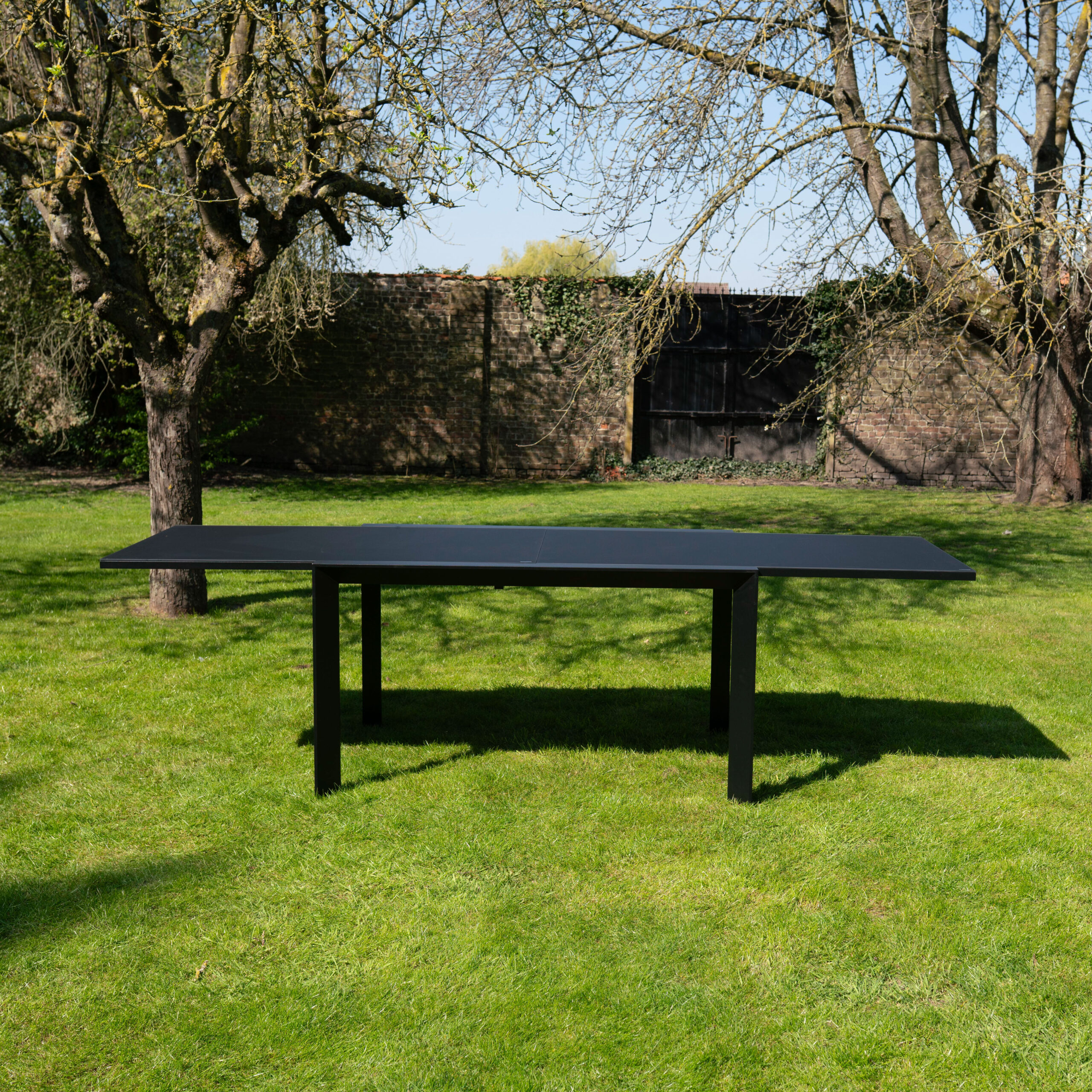 Salon de jardin modulable alu et verre noir MODULO wilsa garden