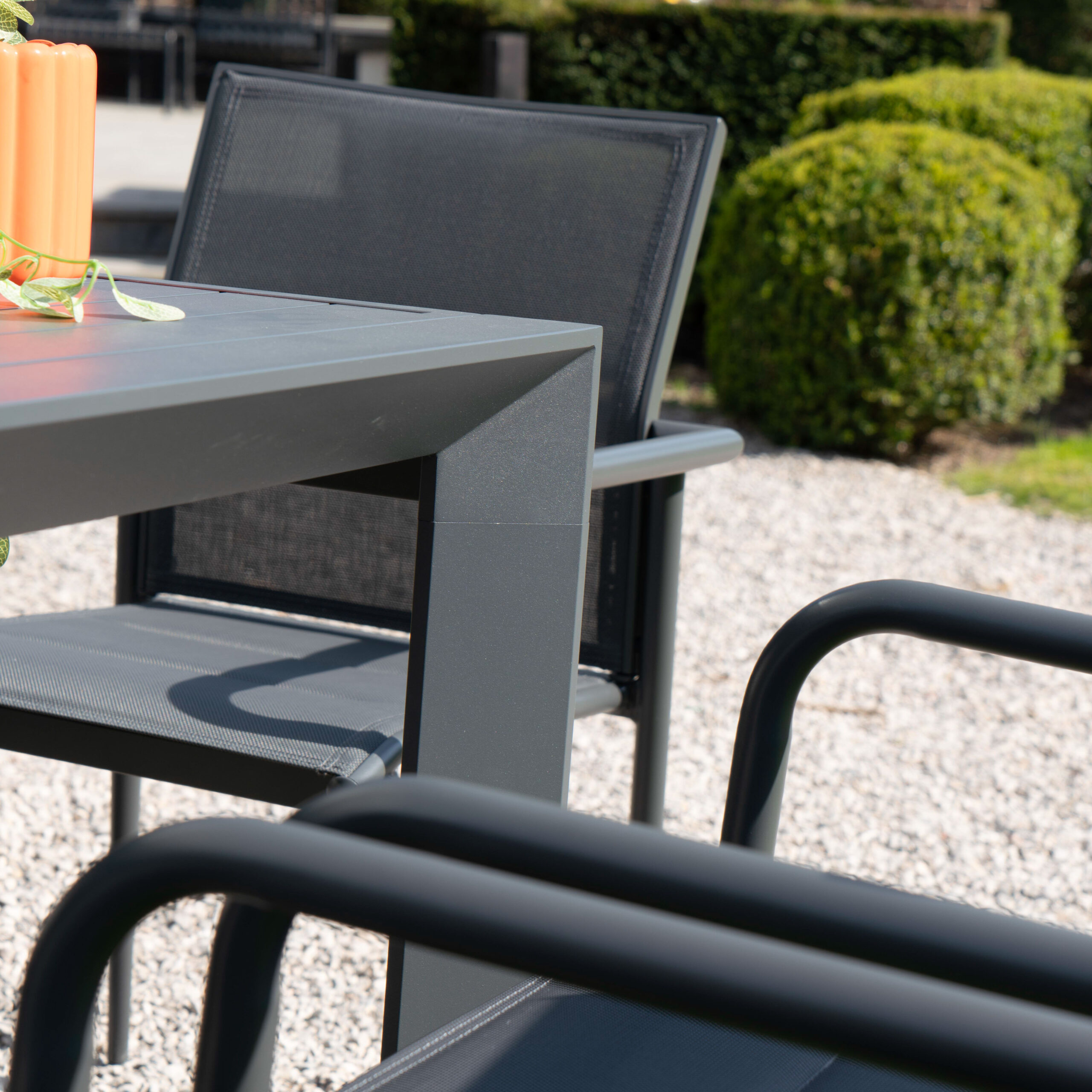 600820_15 MODULO table de jardin alu et fauteuil