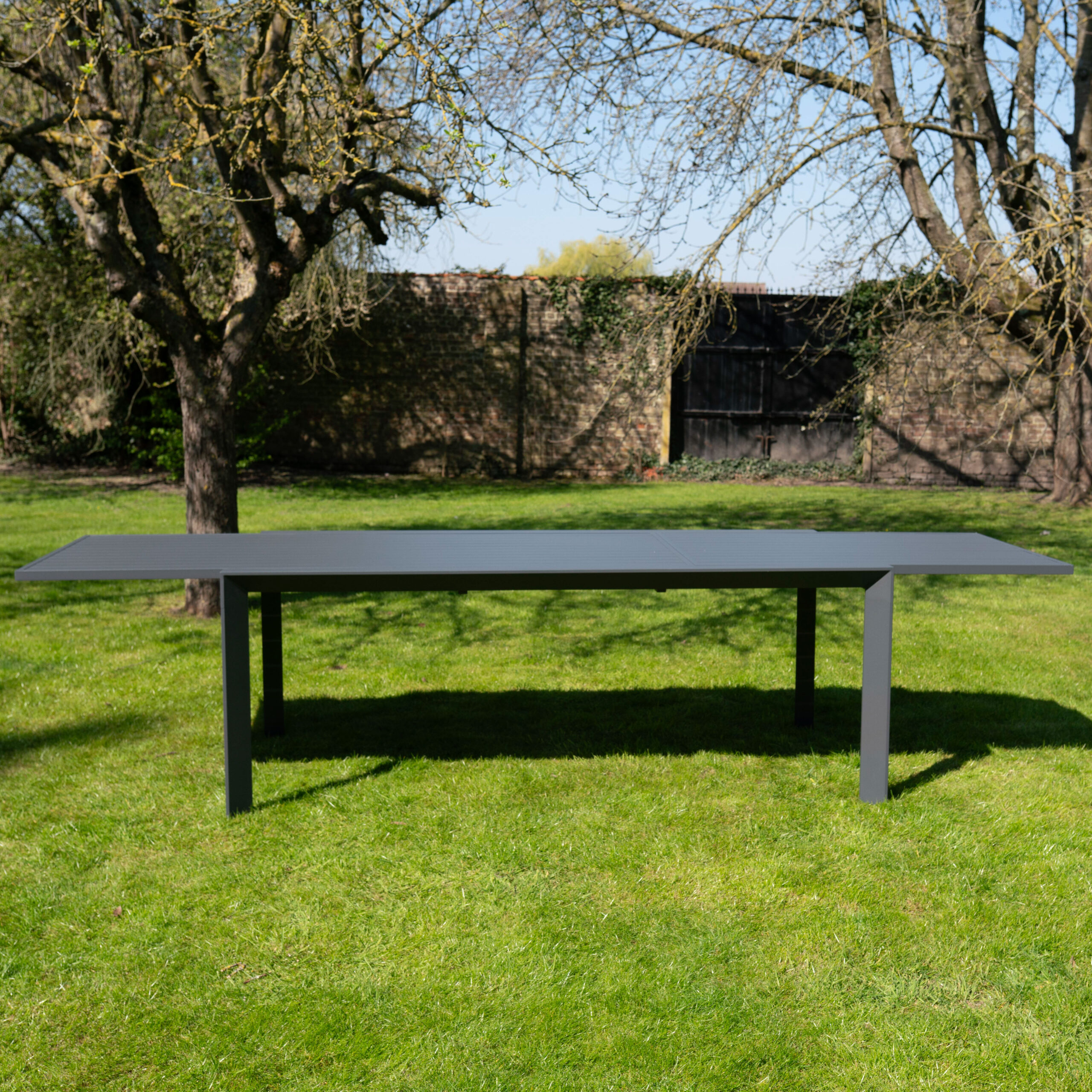 600822_17 MODULO Table extensible en alu MODULO wilsa garden