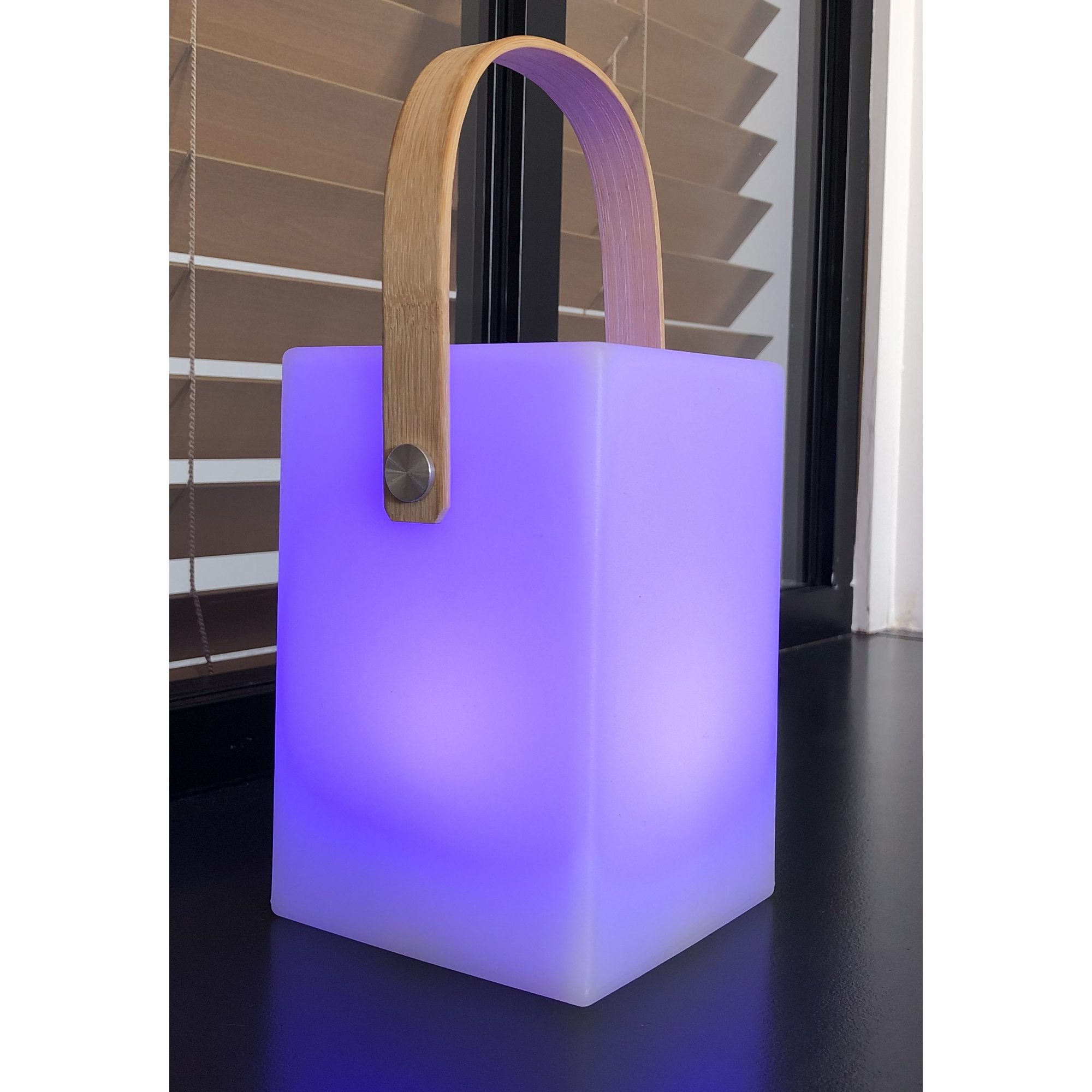 Lampe de table LED blanche hanse bambou