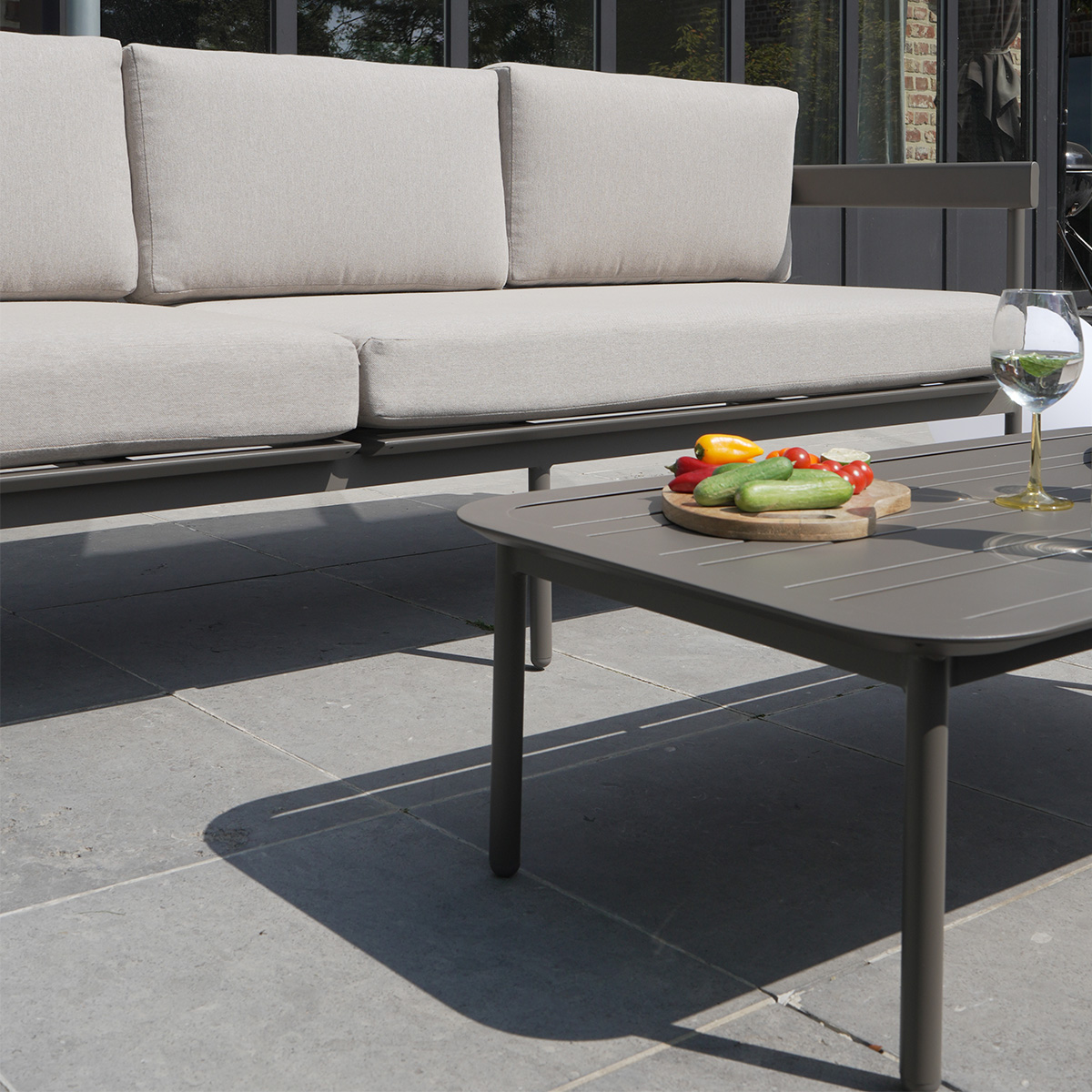 606003_21 SAHARA table basse de jardin alu gris