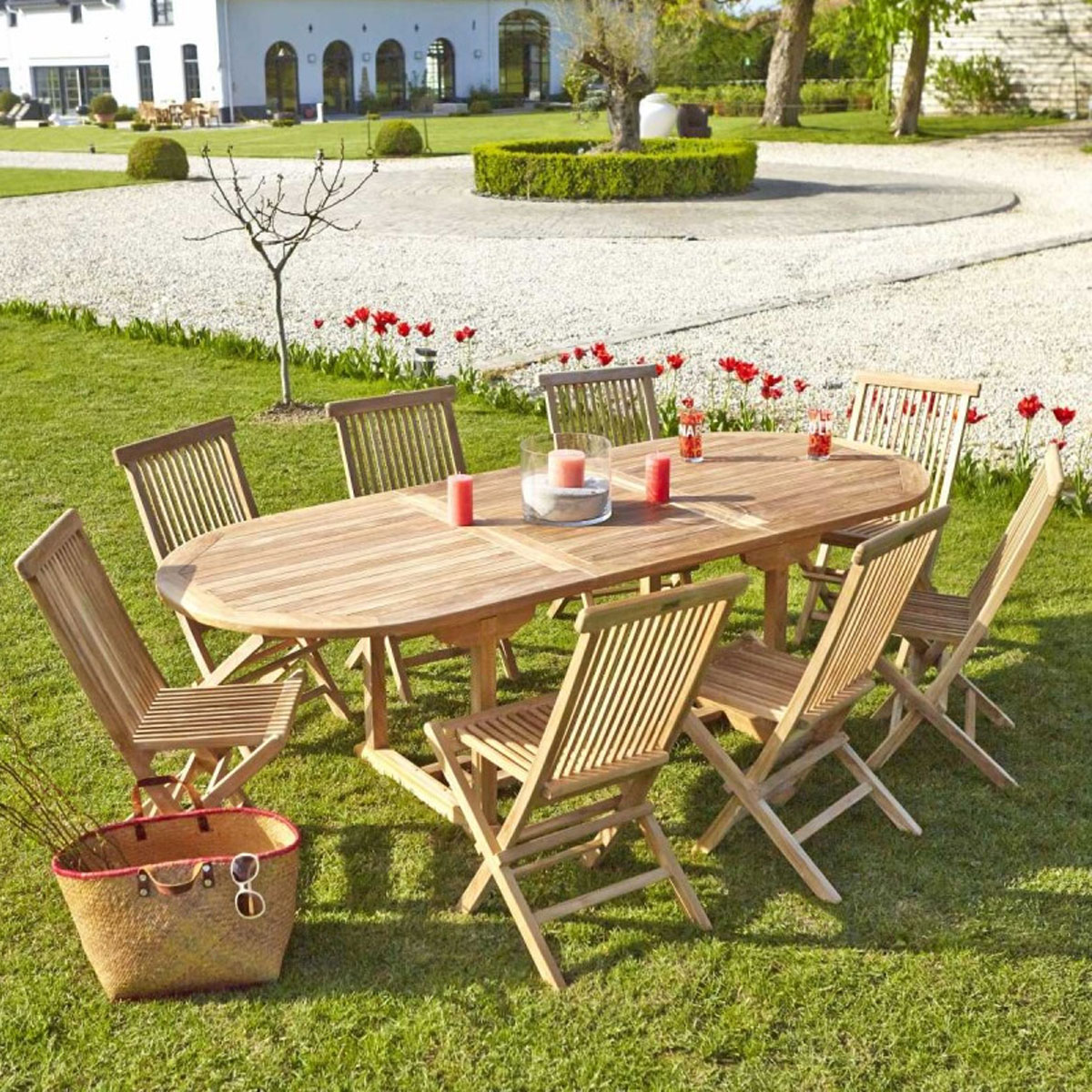 table en teck ovale 8-10 places avec 8 chaises
