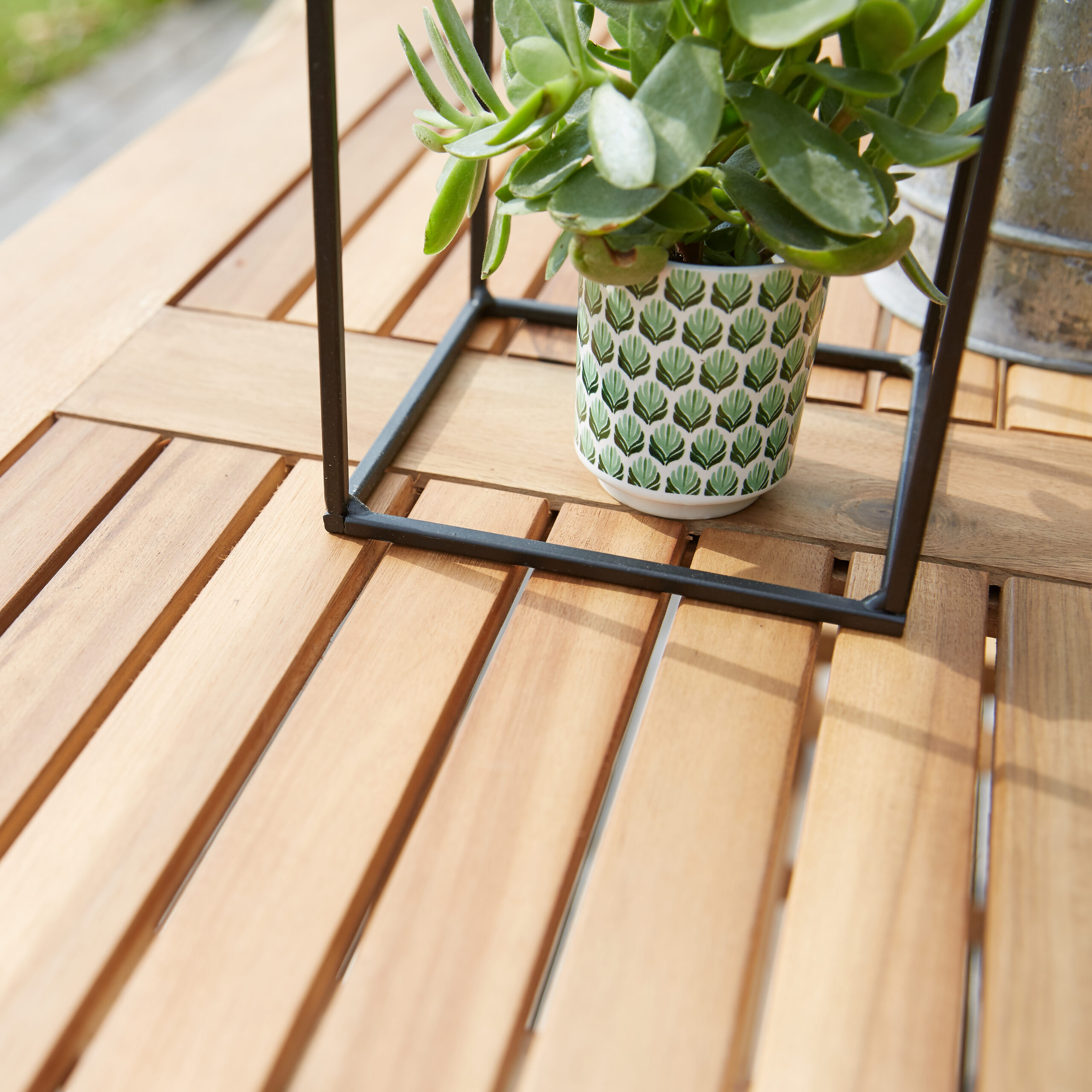 Ensemble en Acacia carré Table 4 avec 4 chaises Grises Mobilier Exotique Wilsa Garden salon de jardin en bois d'acacia 4 personnes