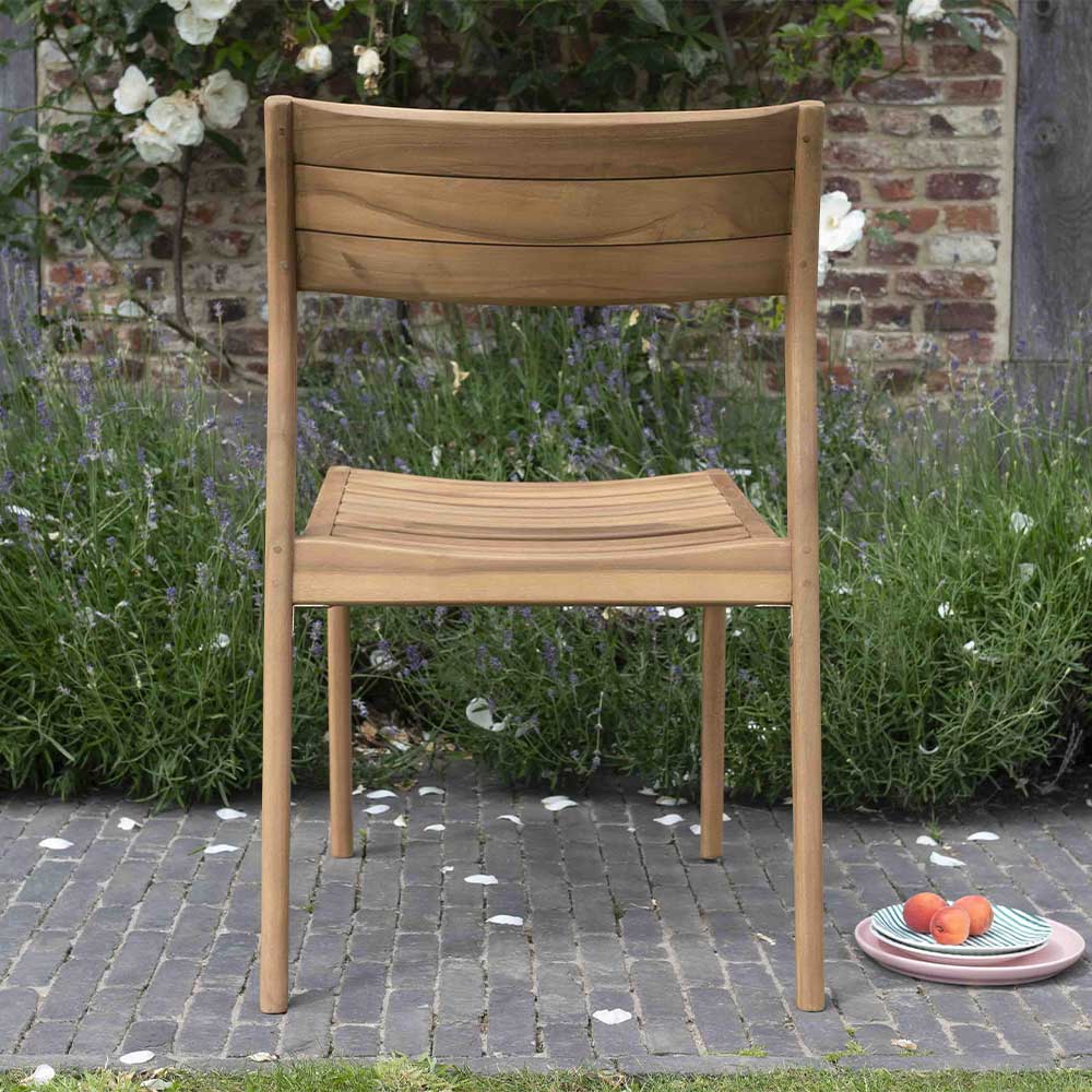 chaise de jardin en bois